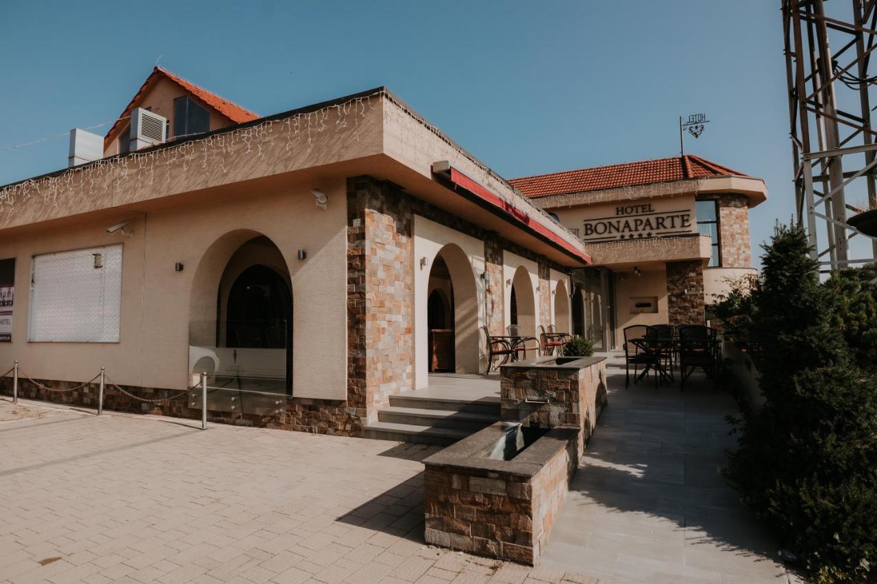 Hotel Bonaparte Košice Eksteriør billede