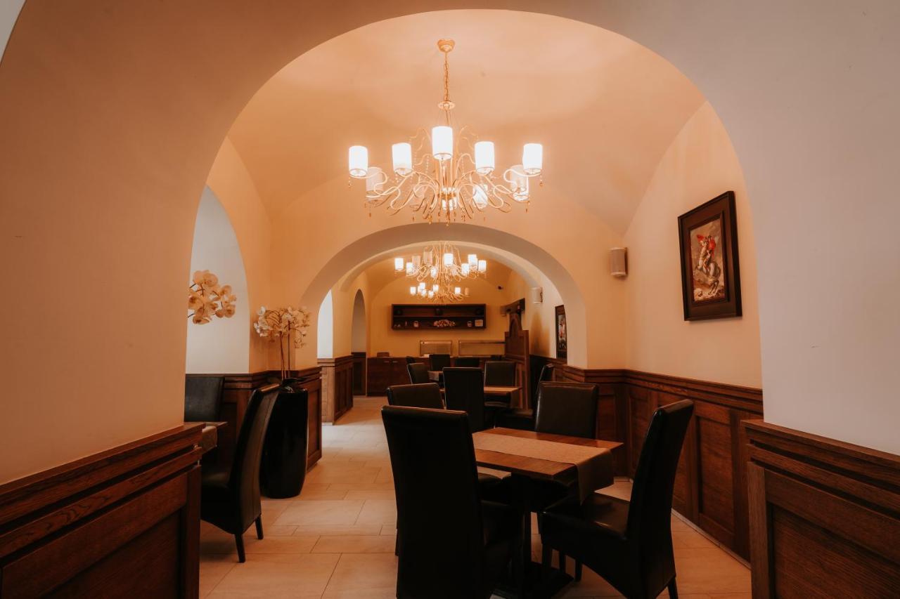 Hotel Bonaparte Košice Eksteriør billede